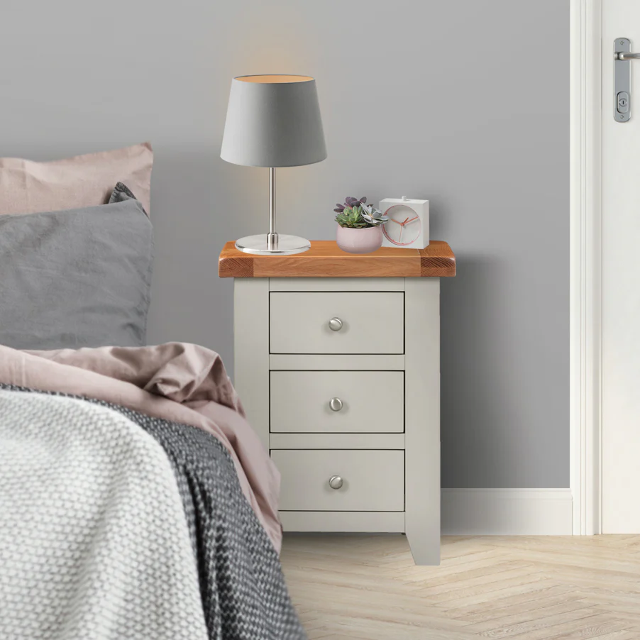 Cambridge Grey Painted Oak 3 Drawer Bedside - Image 6