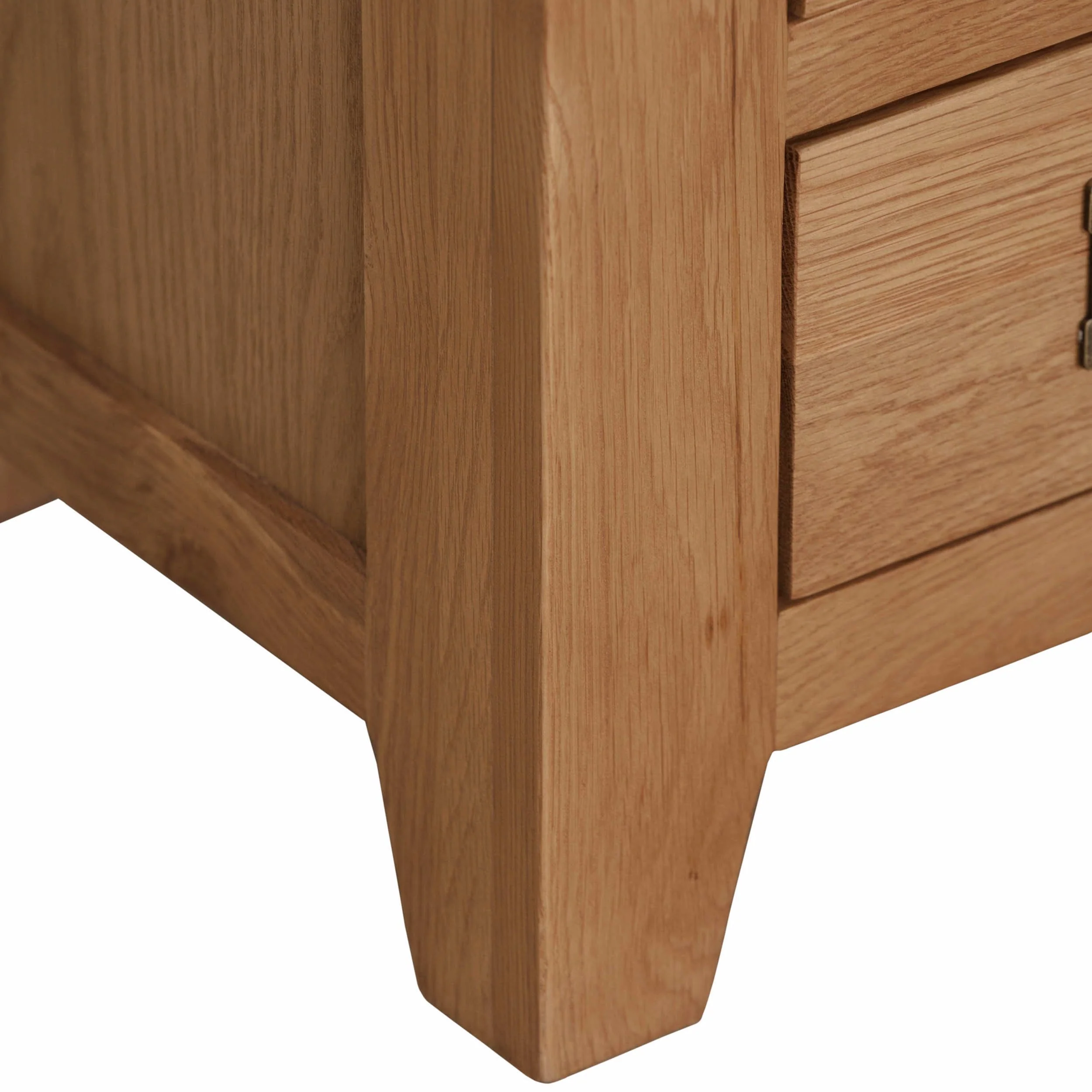 Cambridge Oak 2 Over 4 Chest Of Drawers - Image 8