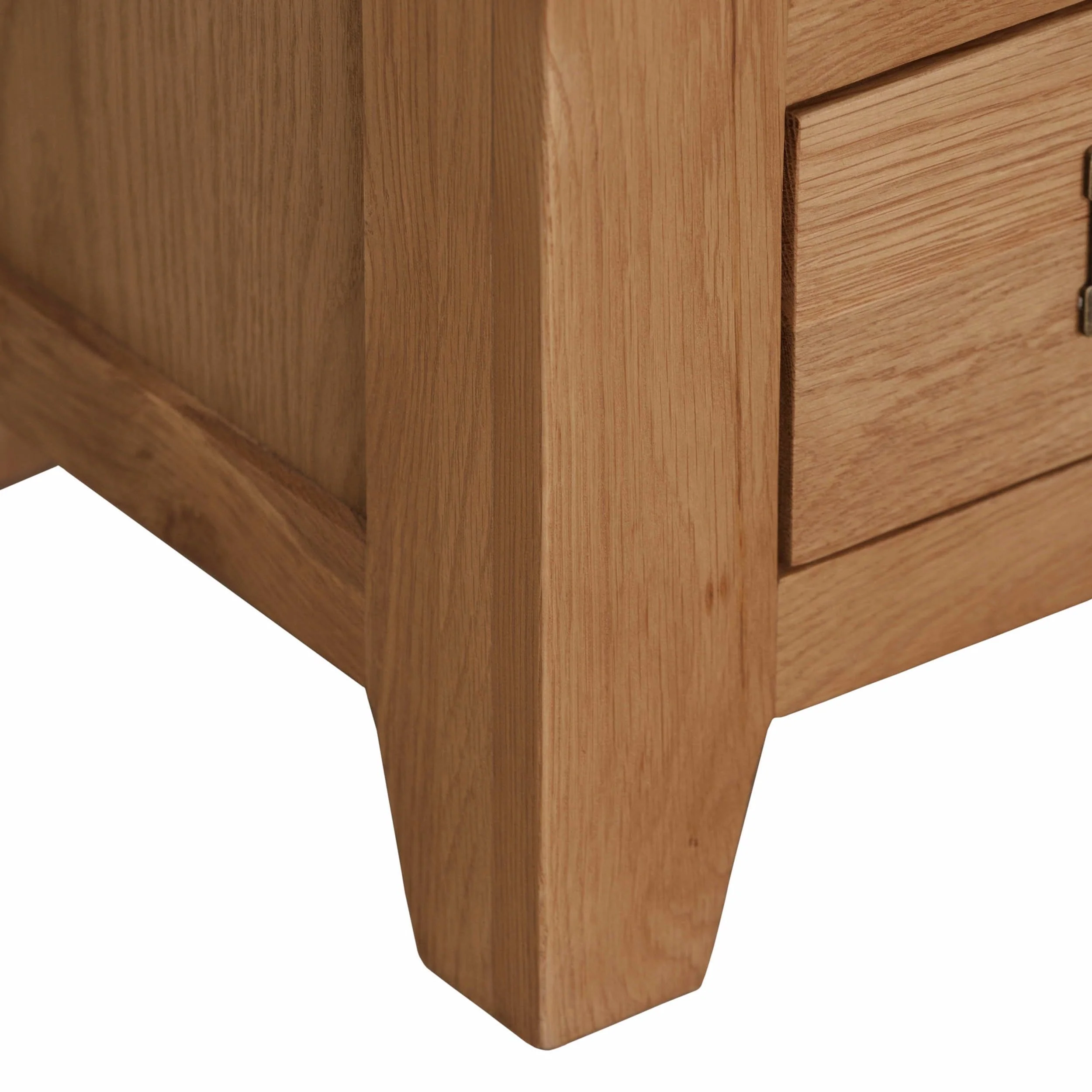Cambridge Oak 3 Over 4 Chest Of Drawers - Image 9